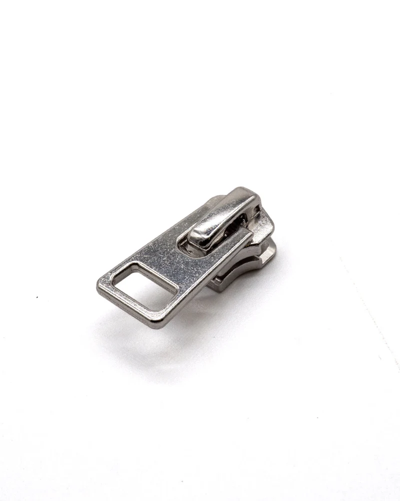 YKK Zipper slider with puller | Locked | Size 5