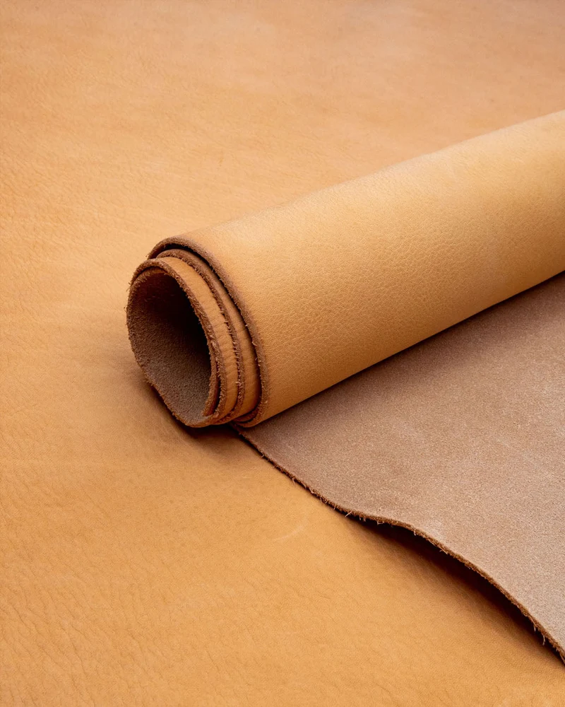 Arizona Raw Collection | Supple, vegetable tanned harness leather (1.8 mm - 2.0 mm)