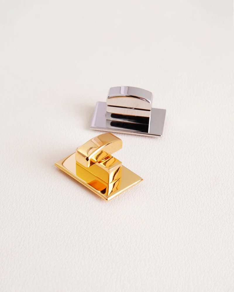 Stainless Steel arc-head rectangular turning Lock | Gold and Silver | 18,5 x 28,5 mm