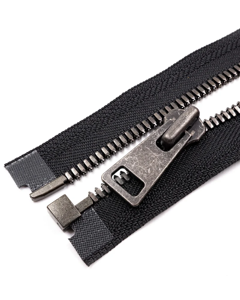 YKK Excella® | Complete, separating zipper with single slider | Gunmetal | Size 8
