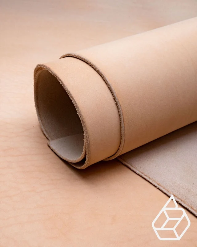 Vienna Crust Collection | Vegetable tanned firm harness leather