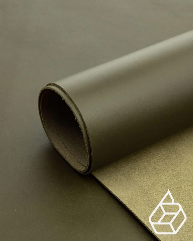 Amaryllis Collection | Firm and smooth calf leather with a silk gloss