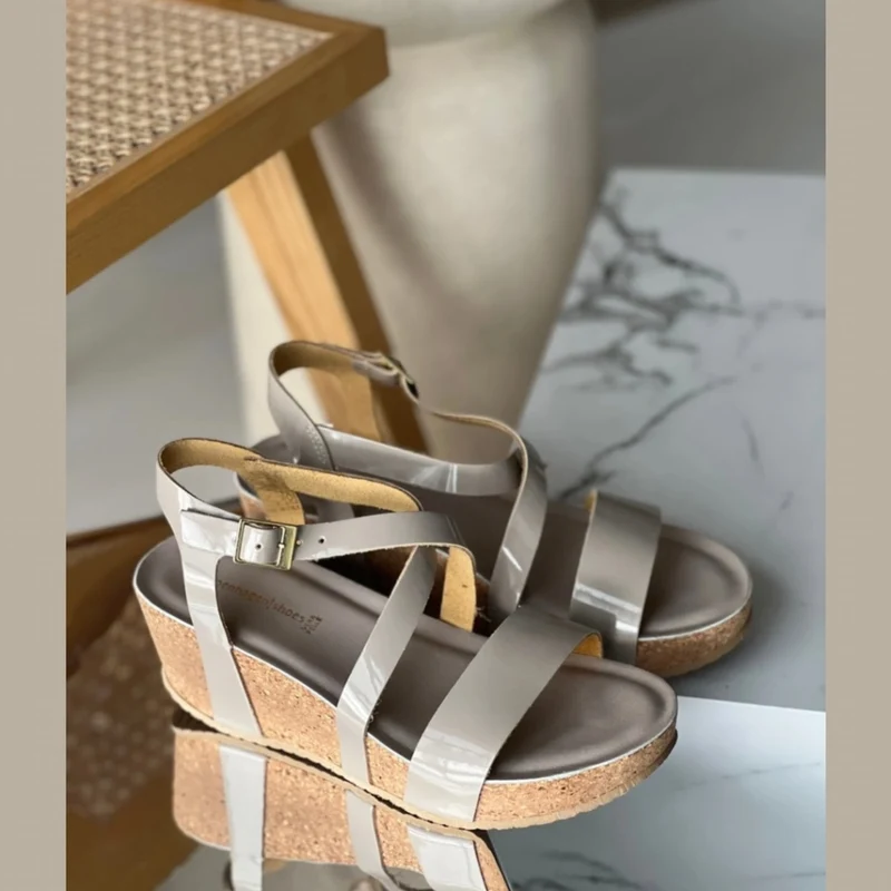 MICHELLE PATENT - TAUPE