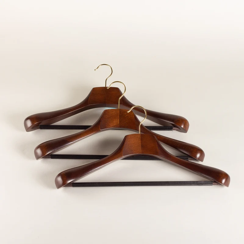 Suit and jacket hanger deluxe set of 3 - walnut