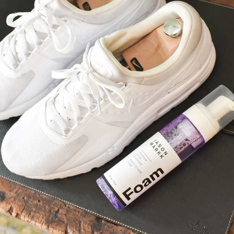 Sneaker cleaning service