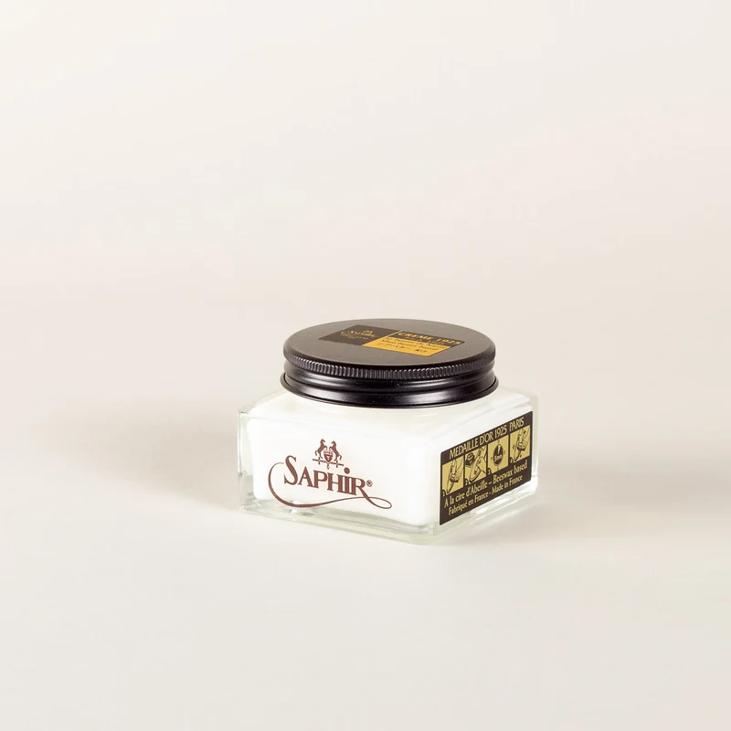 Pommadier shoe cream
