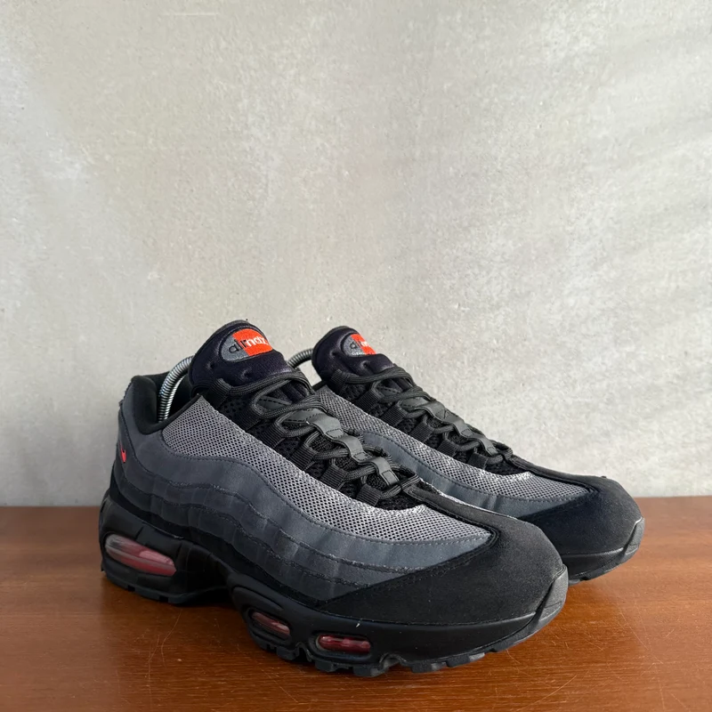 Nike Air Max 95 | Bright Crimson | IH4457-002 | UK 9 / US 10