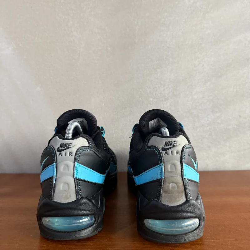 Nike Air Max 95 | Black Baltic Blue | IB1667-001 | UK 9 / US 10