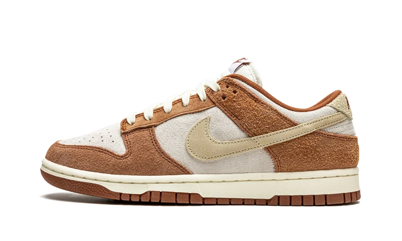 Nike Dunk Low PRM Medium Curry